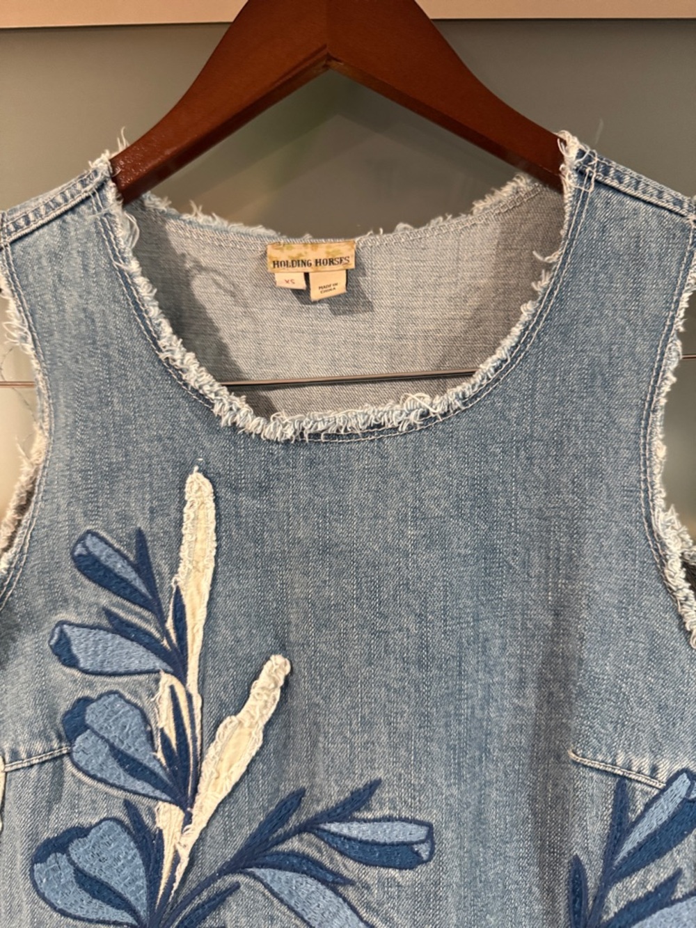 Holding Horses Anthropologie Embroidered Denim Dress XS Boho Chic - Picture 3 of 5